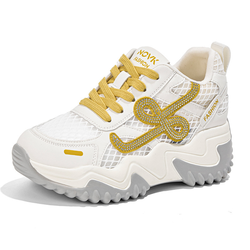 Zapatos de mujer 2026 nuevos zapatos casuales transpirables aumentan la altura de los zapatos de red de verano de 4,5 cm.