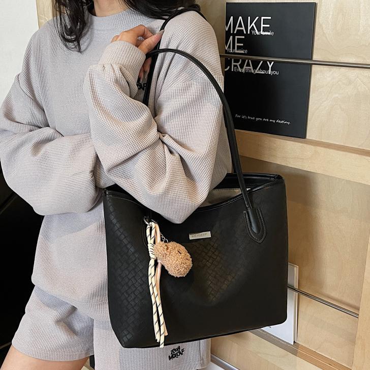Bolso de viaje de ocio transfronterizo femenino 2025 nuevo estudiante clase bandolera bolso de moda simple de alta capacidad