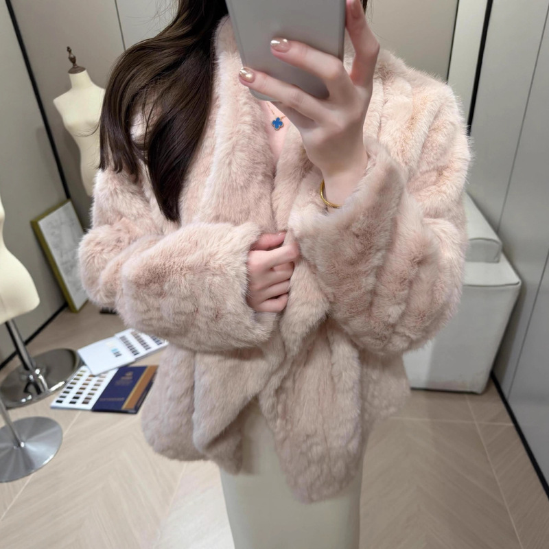Luxurious Soft Mist Milk Rabbit Fur Eco-Friendly Fur Coat for Women with Gentle Turn-Down Collar, Warm and Thickened Short Jacket