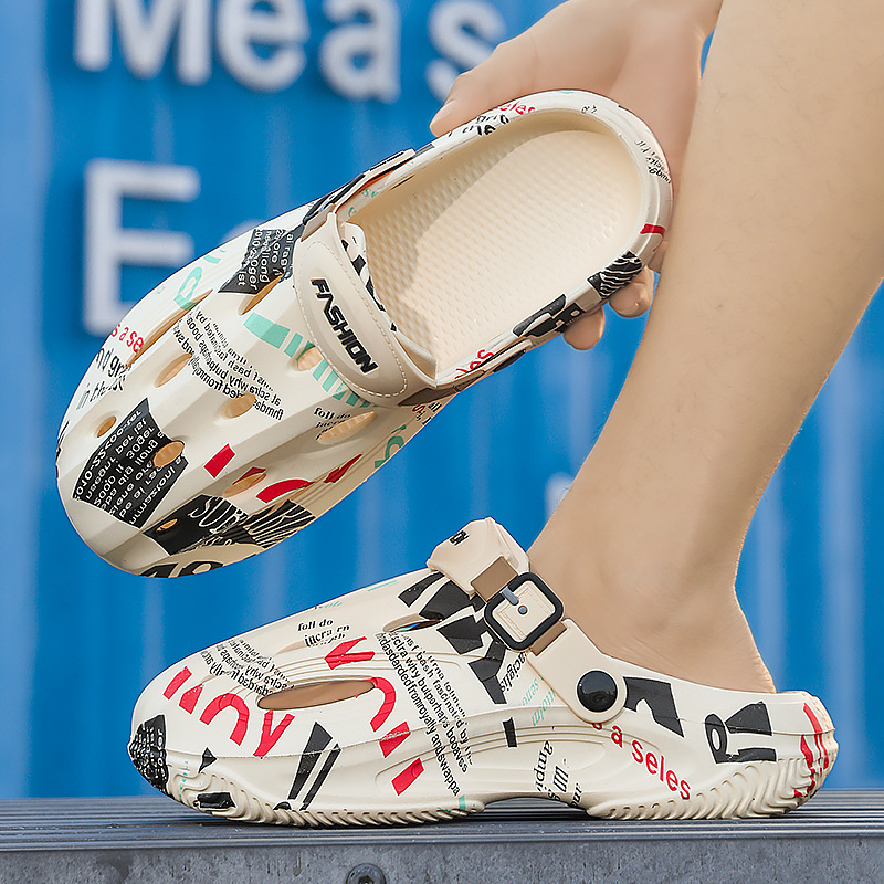 Zapatos con agujeros para hombres en verano, medias pantuflas, pisando mierda, sandalias Baotou de doble uso, sandalias deportivas antideslizantes y desodorantes, sandalias de playa deportivas