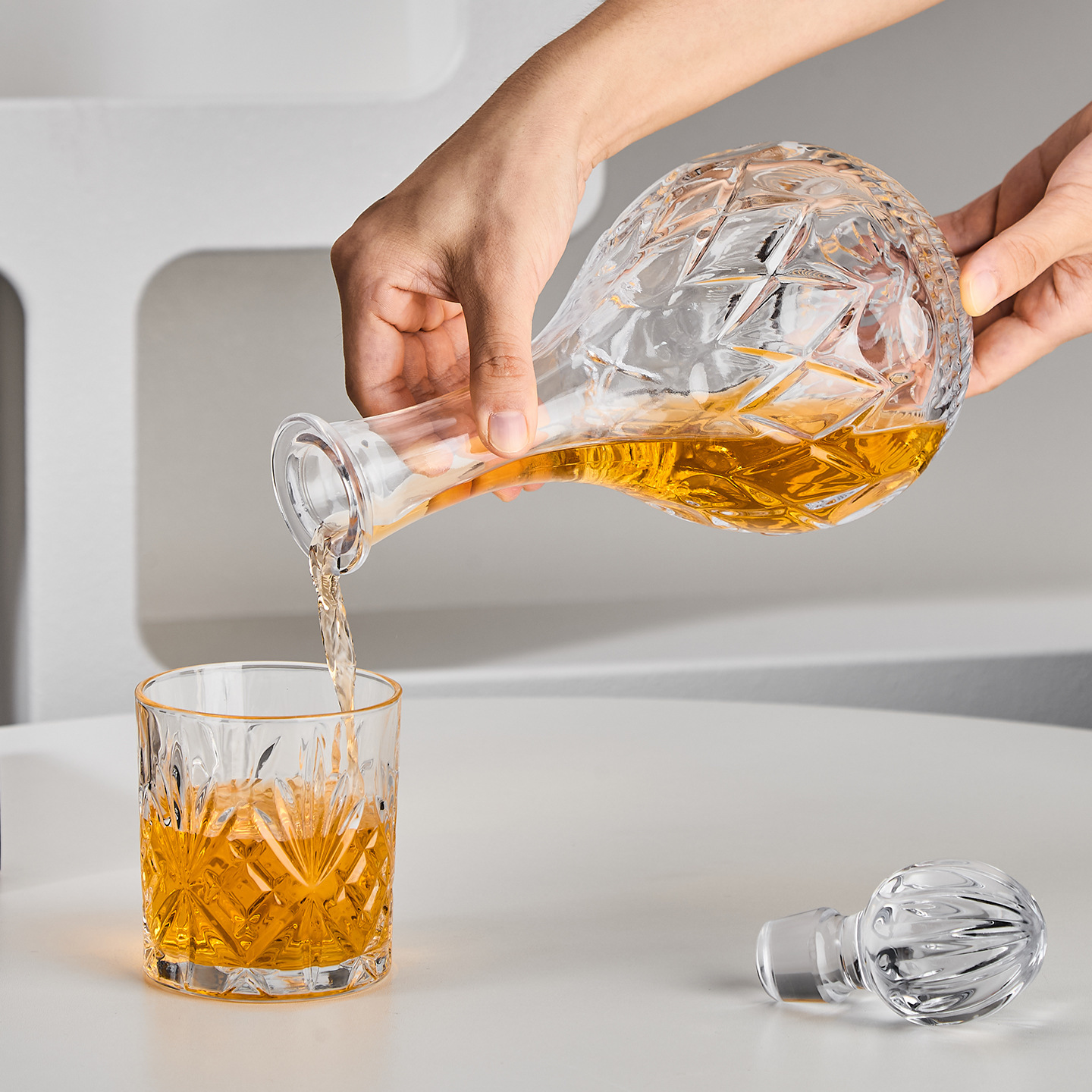 Barras de vino europeas transfronterizas de whisky de vidrio botella de vino extranjero decantador de vino