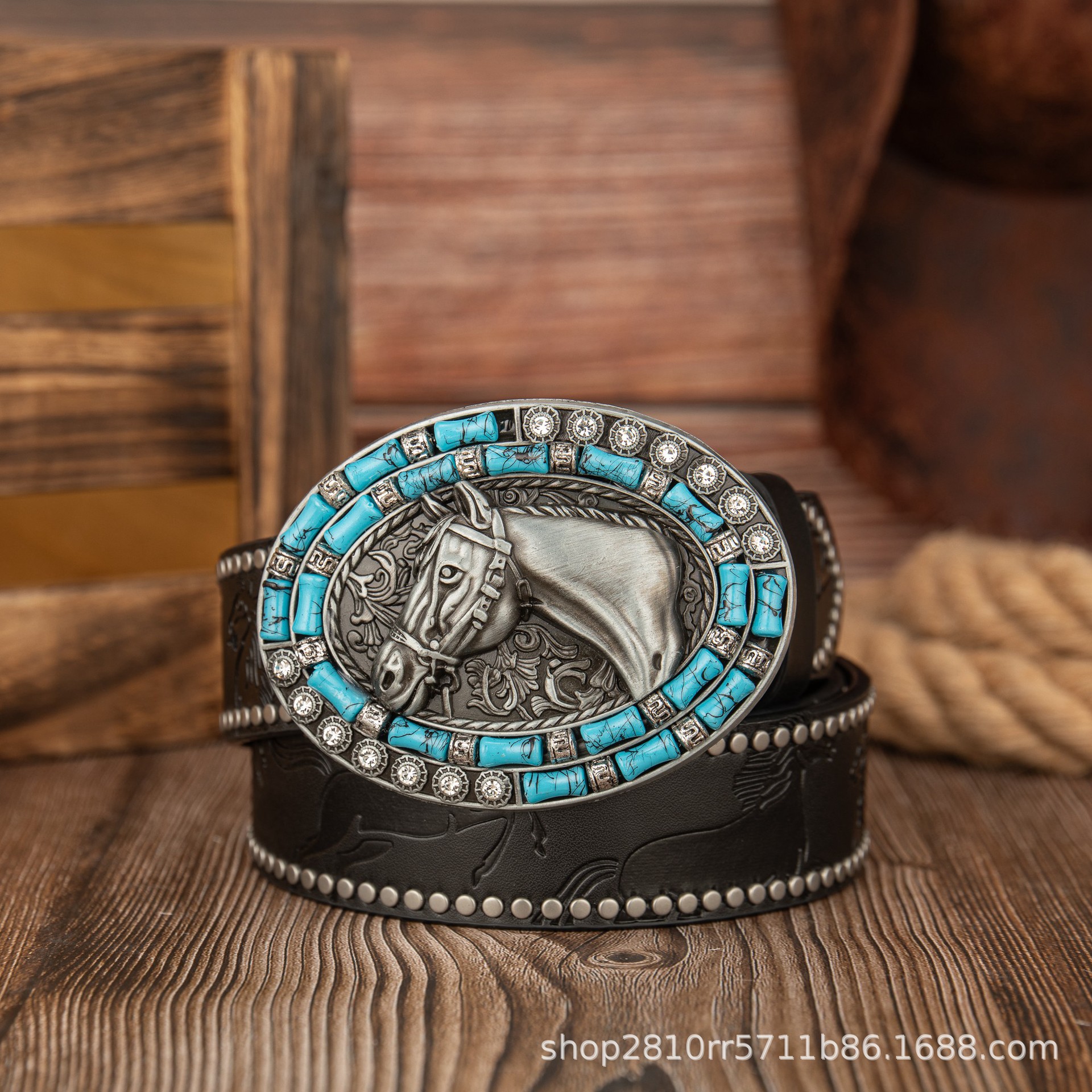 Cross-border retro nuevo estilo azul turquesa cuentas de madera cabeza de toro hebilla cinturón de cuero PU punk europeo y americano