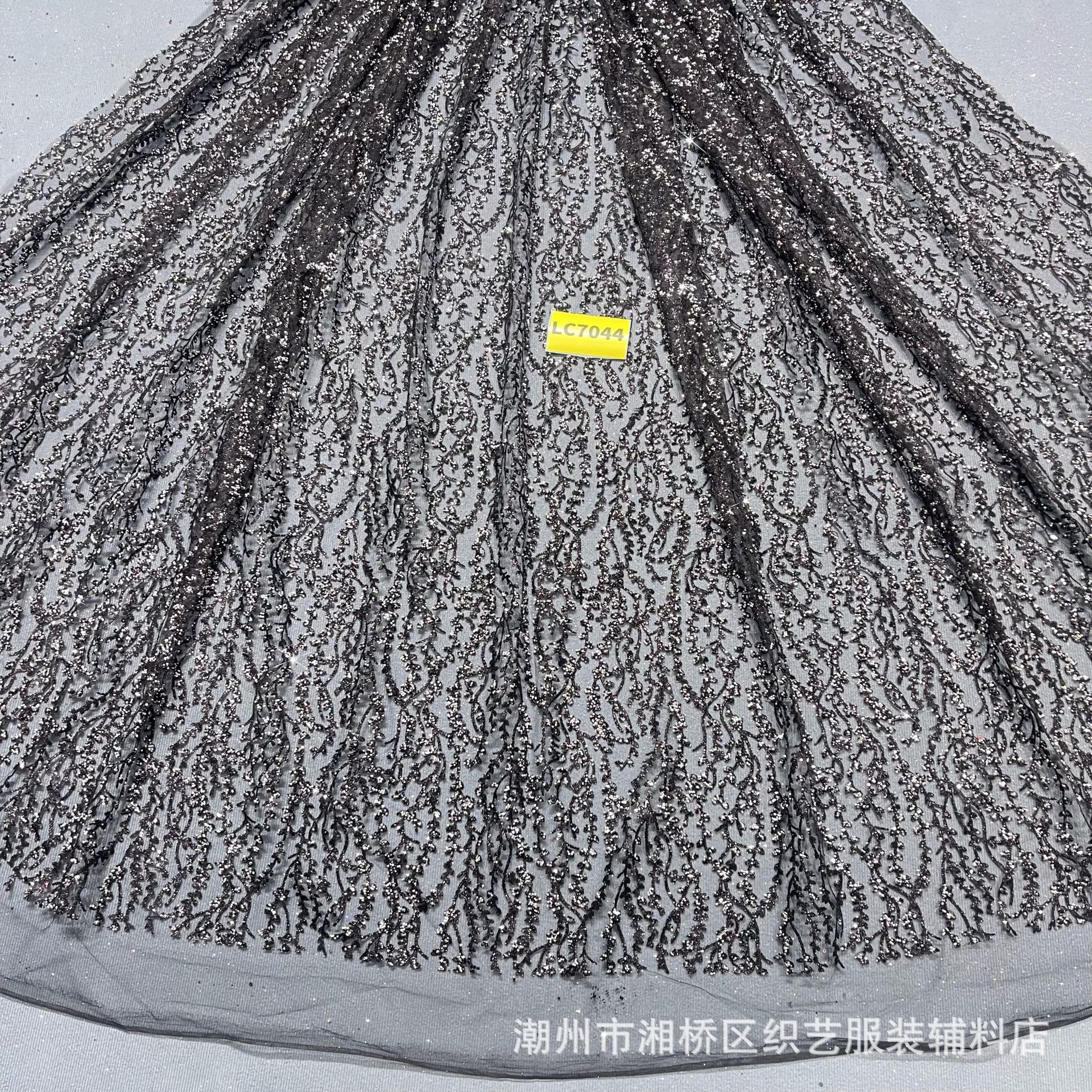 LC7044款单色10码起订 喷金婚纱晚礼服面料洒金婚礼服网眼布
