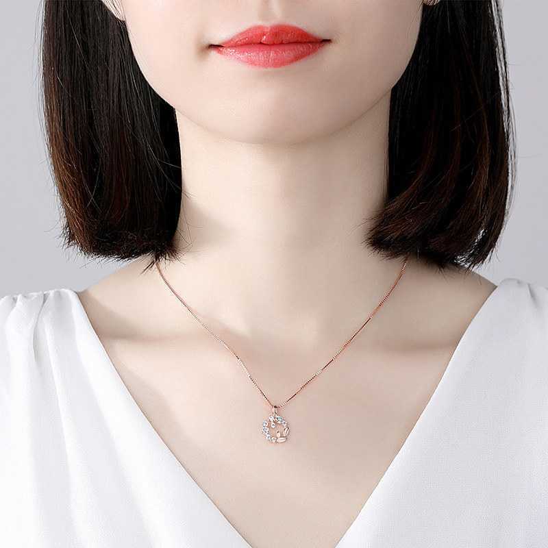 S925 collar de guirnalda de la suerte de plata de ley versión coreana para mujer nuevo lujo ligero nicho 2024 nueva cadena de clavícula joyería de plata