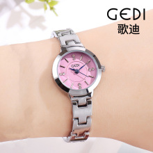 ����ͨ���羳����Ůʿ�ֱ���Լ�̶ȸִ�Ů��ѧ��������ˮʯӢ��