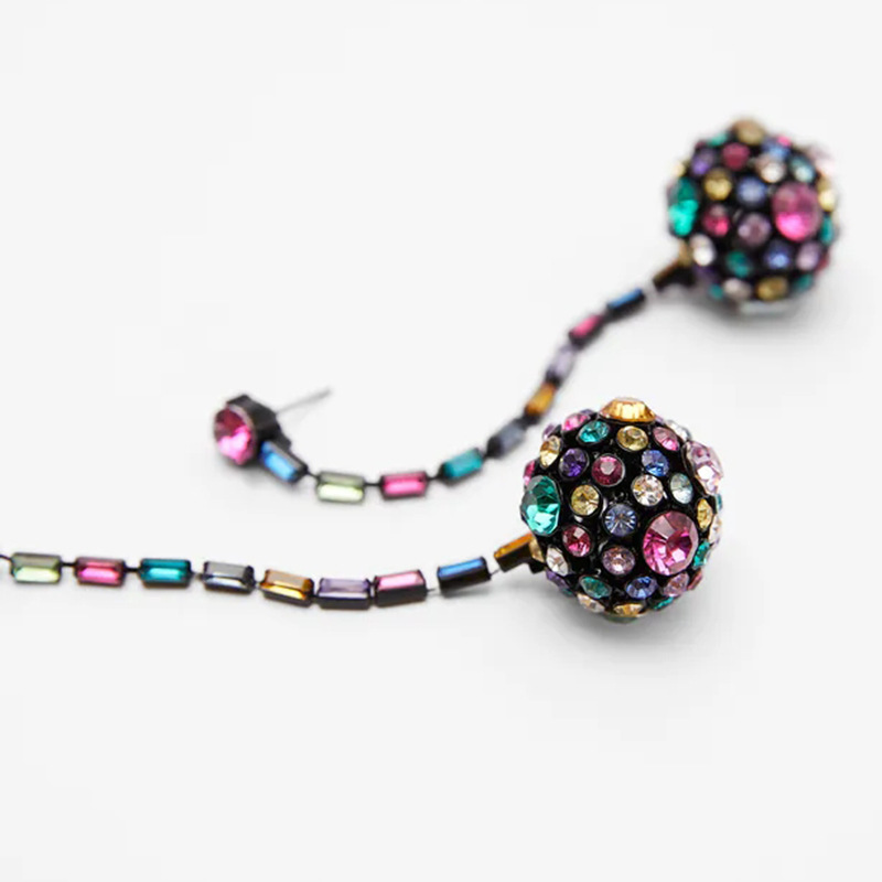 Retro-trend Lange Geometrische Strass Kugelförmige Ohrringe Schmuck display picture 4