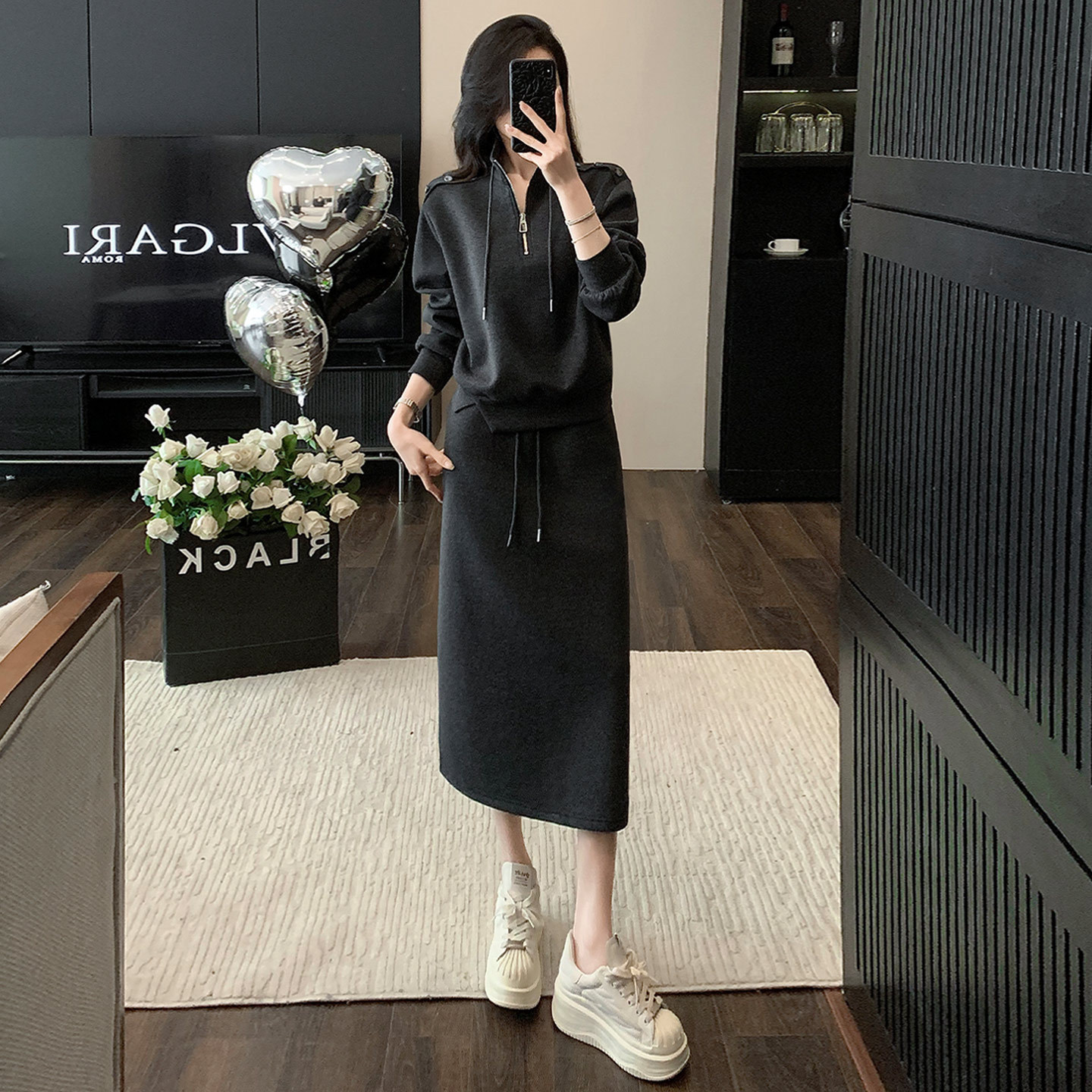 2025 Autumn European Style Casual Sports Skirt Women's Age-Reducing Western Style Slim Long-Sleeved Top and Skirt Two-Piece Set