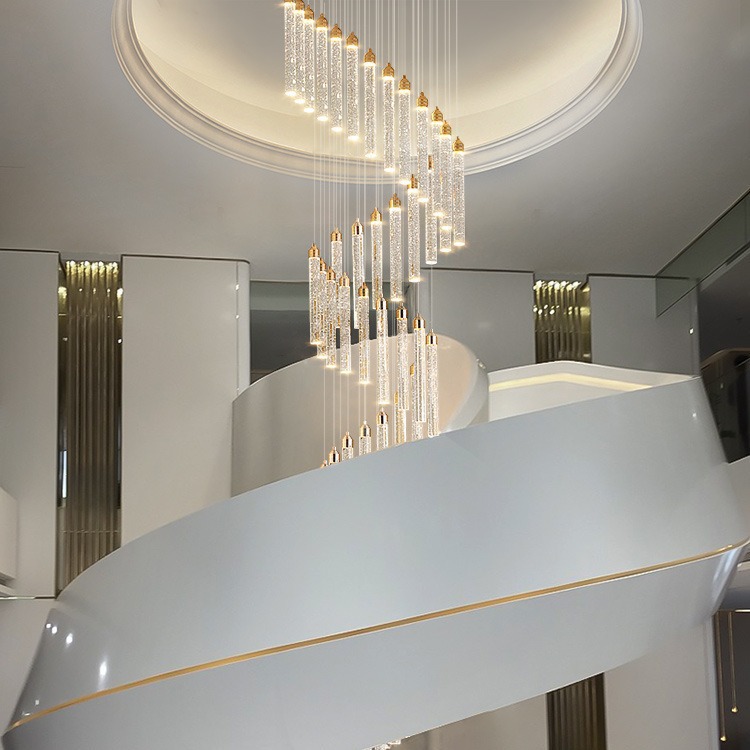 Salón de estar escalera alta larga lámpara hueca giratoria loft gran sala de estar dúplex moderna lámpara de elevación chandelier villa