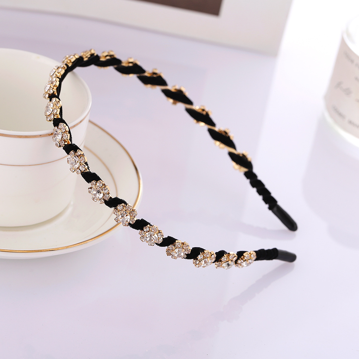 Estilo japonés y coreano elegante diadema accesorios para el cabello de moda de las nuevas mujeres sol flor envuelto diadema de franela brillante rhinestone tocado mujeres