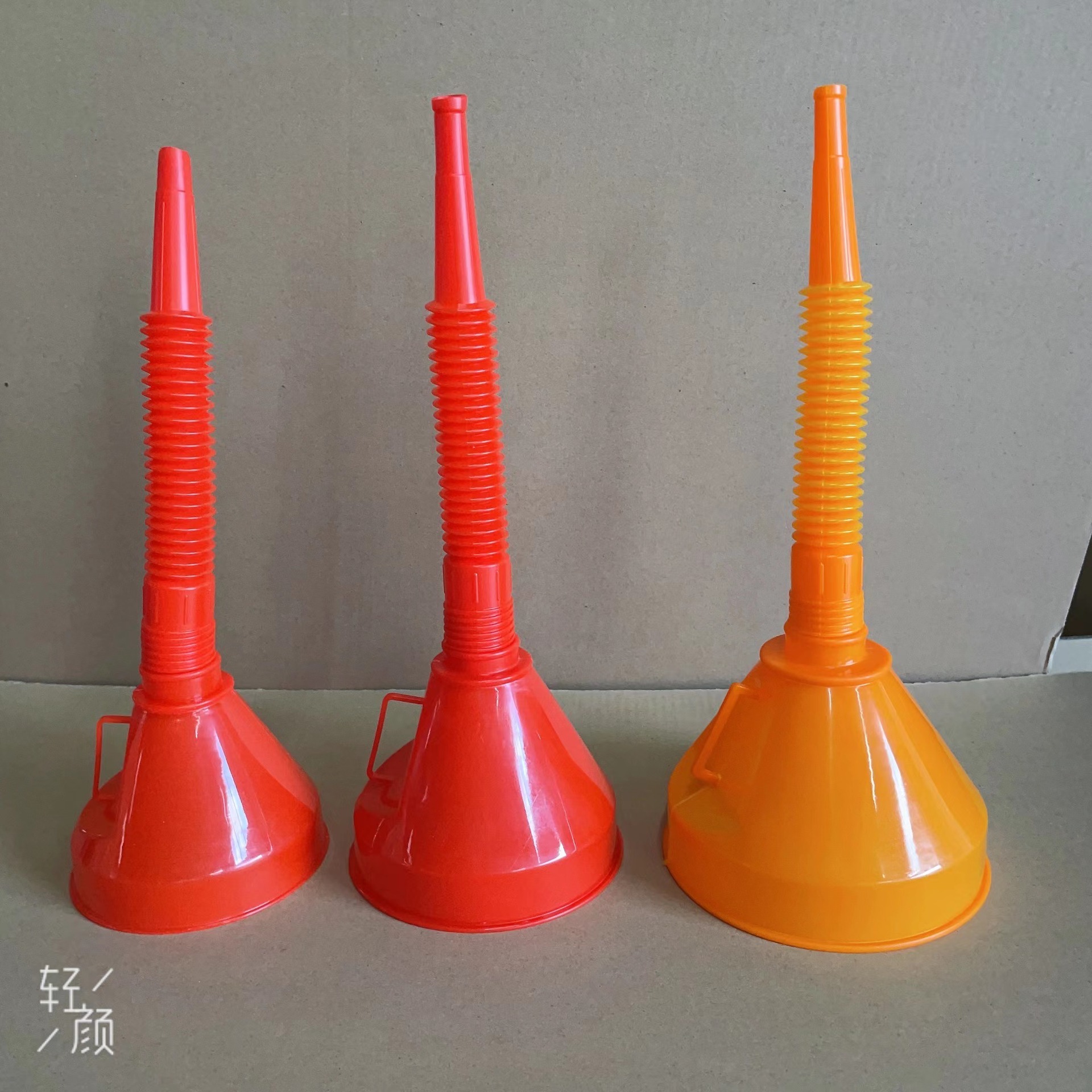 厂家供应135MM漏斗、汽车加油漏斗、加液漏斗