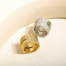 欧美镶钻镀K金戒指时尚个性网红明星同款Z型排钻戒指钛钢指环轻奢