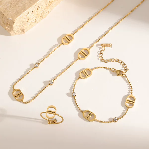 Cross-border e-commerce exclusive: a set of lightweight luxury jewelry featuring diamond-encrusted letter CD bracelets, necklaces, and earrings for women, made of double D stainless steel