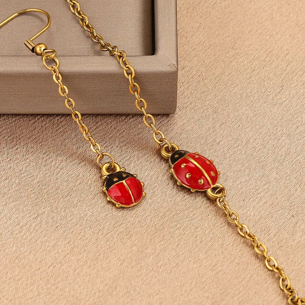 10 PCS/Package Quantity 304 Stainless Steel Material Ladybugs Pattern 10 PCS/Package 12*16mm 304 Stainless Steel PVD Coated Real Gold Plated Ladybugs Pendant DIY Jewelry Accessories