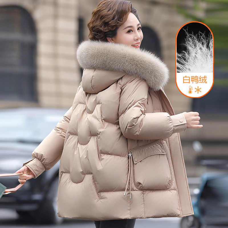 중년 및 노인 다운 재킷 여성 2024 중간 길이의 어머니 겨울 패딩 따뜻한 코튼 패딩 재킷