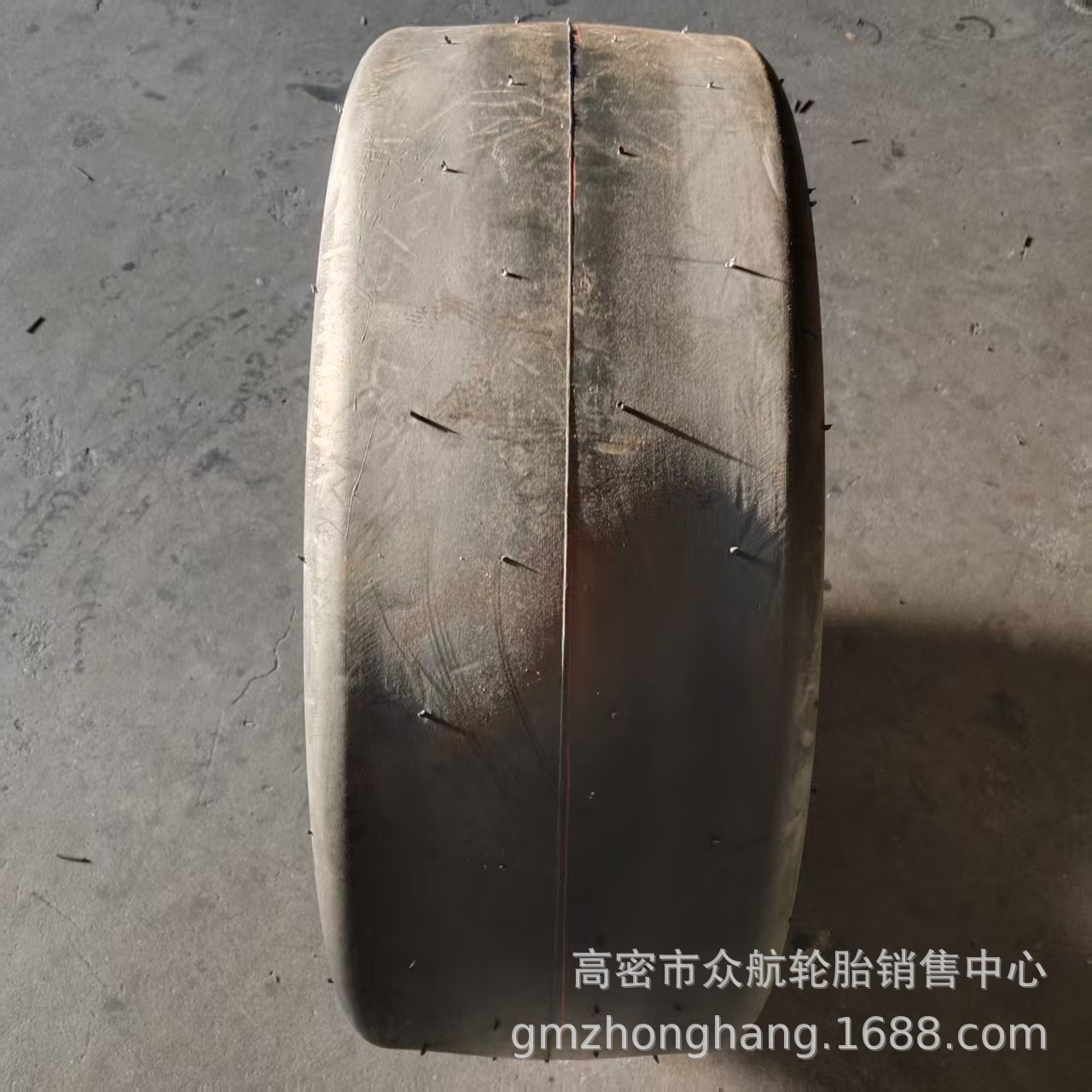 供应 205/580-10 C-1光面轮胎压路机胎 摊铺沥青轮胎