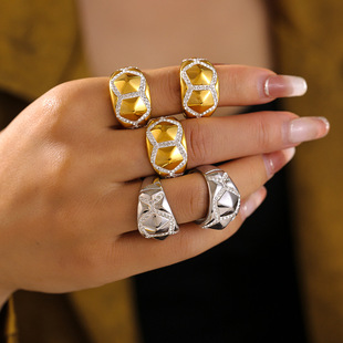 �W���羳�¿�׺��F���荽�ָ�r�к��s�OӋ�����18k����Ʒ