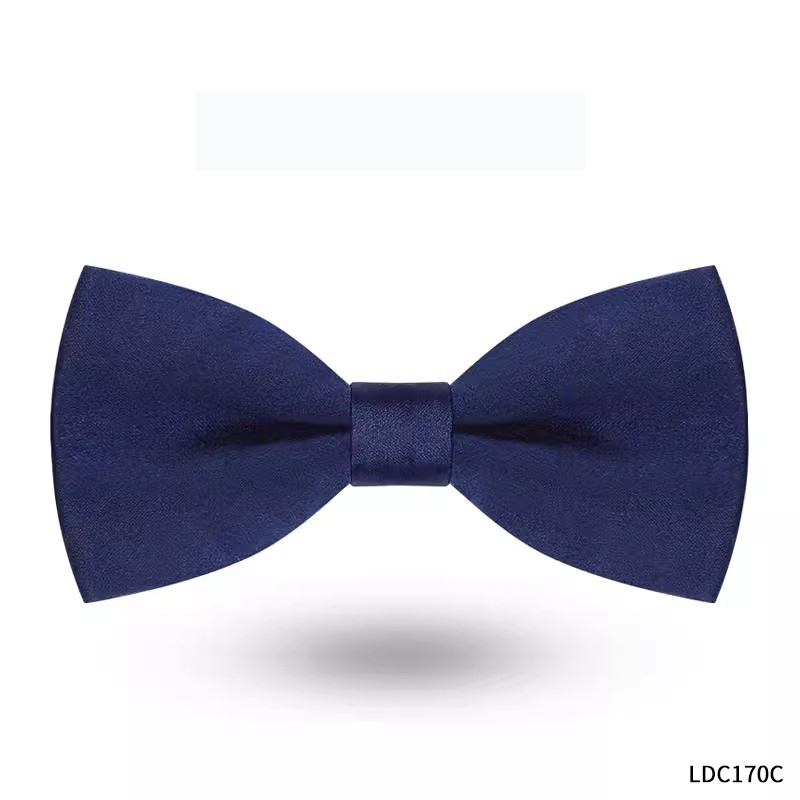 네이비 희미한 빛