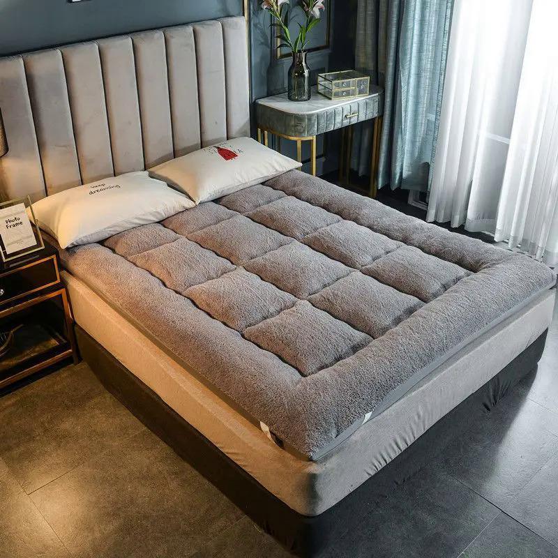 Thickened Lamb Fleece Mattress Bed Mattress Double Foldable Mat Tatami Upholstery