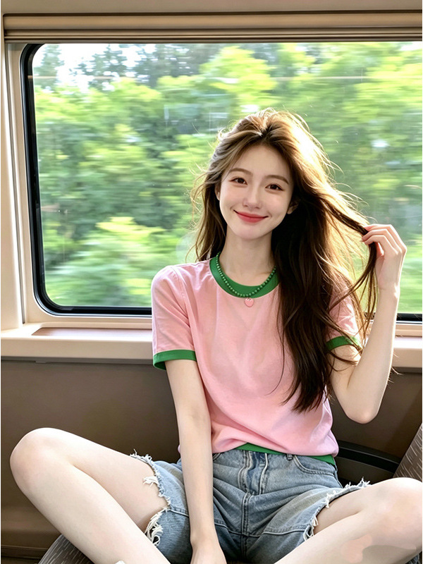 Áo thun nữ cổ tròn tay ngắn vai vuông phối thân eo — màu hồng