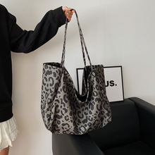 ���R�d����2025�͹ű��y���ذ���Ů������ُ������������n��