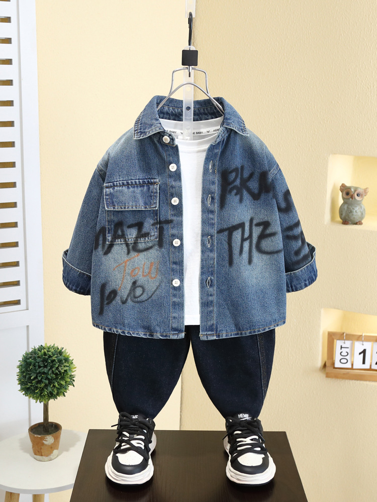 7566 camisa de mezclilla para niños chaqueta delgada primavera 2025 nueva camisa de manga larga para niños primavera y otoño top de moda
