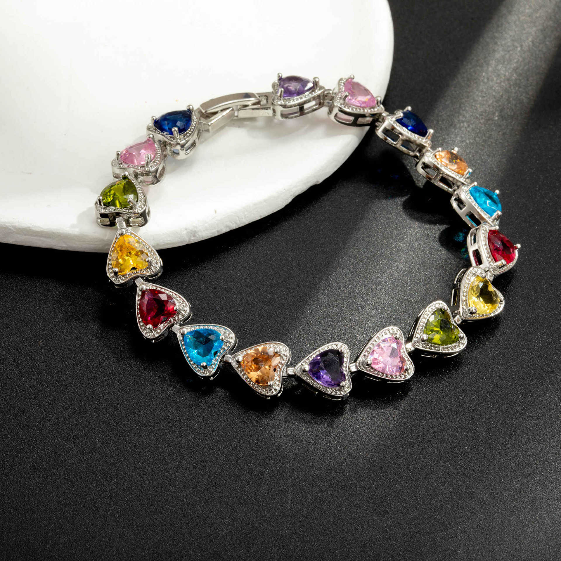 Retro Triangular Colored Crystal Luxury Bracelet Elegant Sophisticated Style Jewelry Accessory_voghion.com