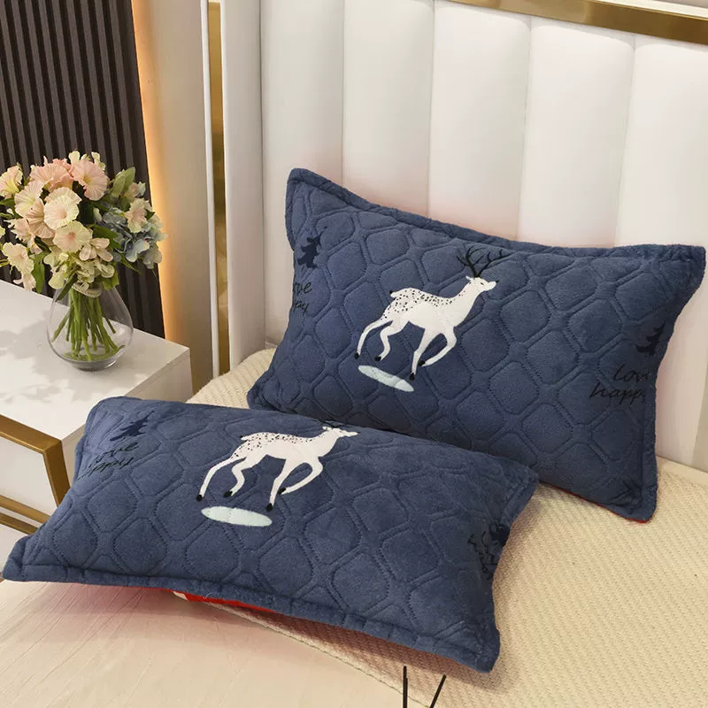 Coral flannel double-sided warm pillowcase for beloved for adults