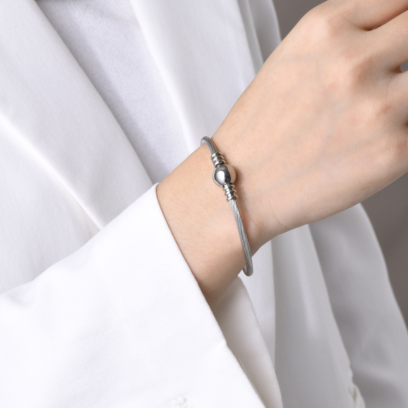 Simple Style Solid Color Stainless Steel Bangle 1 Piece