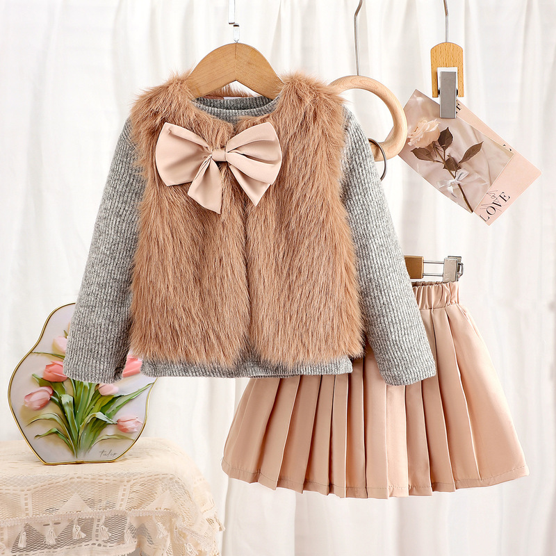 Foreign Trade Explosions Autumn and Winter Girls suit Brown Bow Maomao Vest Solid Color Base Pu Pleated Skirt Three-piece Set Foreign Trade Explosions Autumn and Winter Girls suit Brown Bow Maomao Vest Solid Color Base Pu Pleated Skirt Three-piece Set