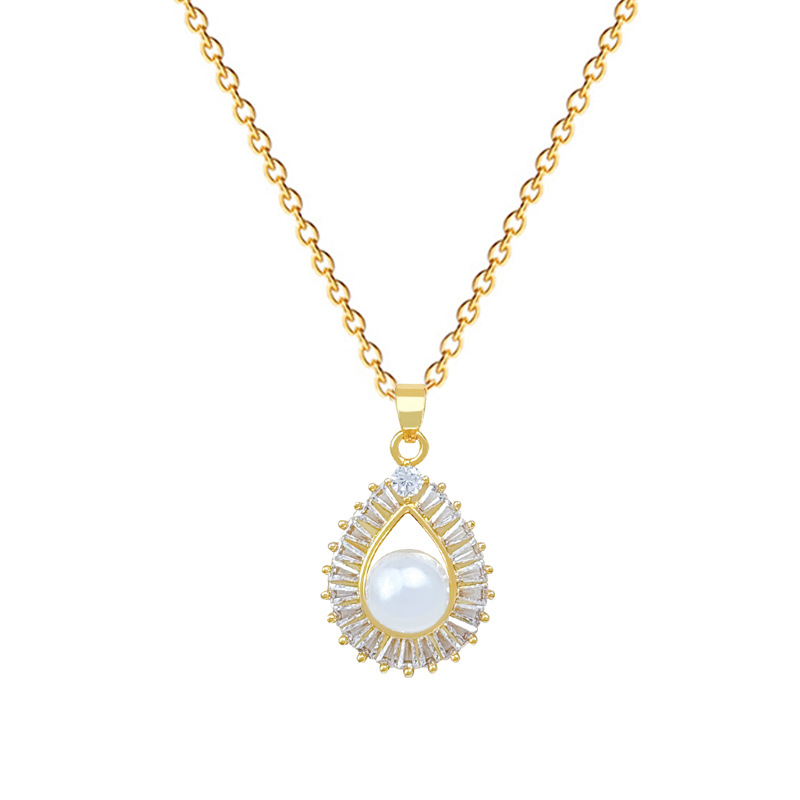 Gorgeous Palace Pearl Necklace With Diamonds In Titanium Steel_voghion.com