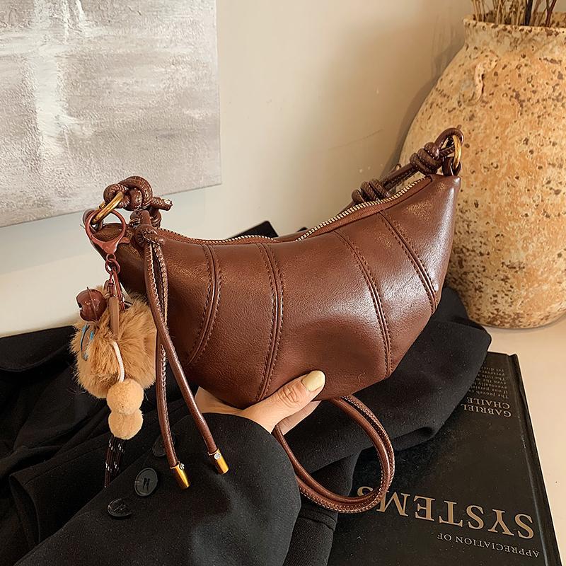 Autumn and Winter Retro Maillard Brown Small Bag for Women 2026 New Versatile Crossbody Bag Super Popular Niche Croissant Bag