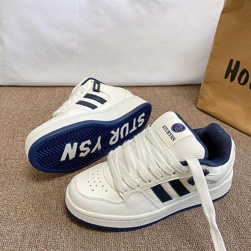 情侣款白深蓝拼色面包鞋男ins潮2025秋季新款百搭休闲运动板鞋女