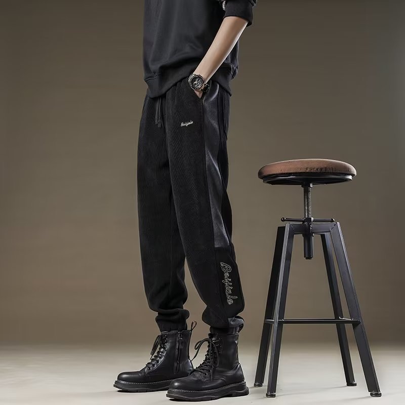 Pantalones casuales rectos pantalones casuales de todo fósforo hombres sueltos 2024 pantalones con corsés de hombre de moda pantalones de hombre de moda de Hong Kong