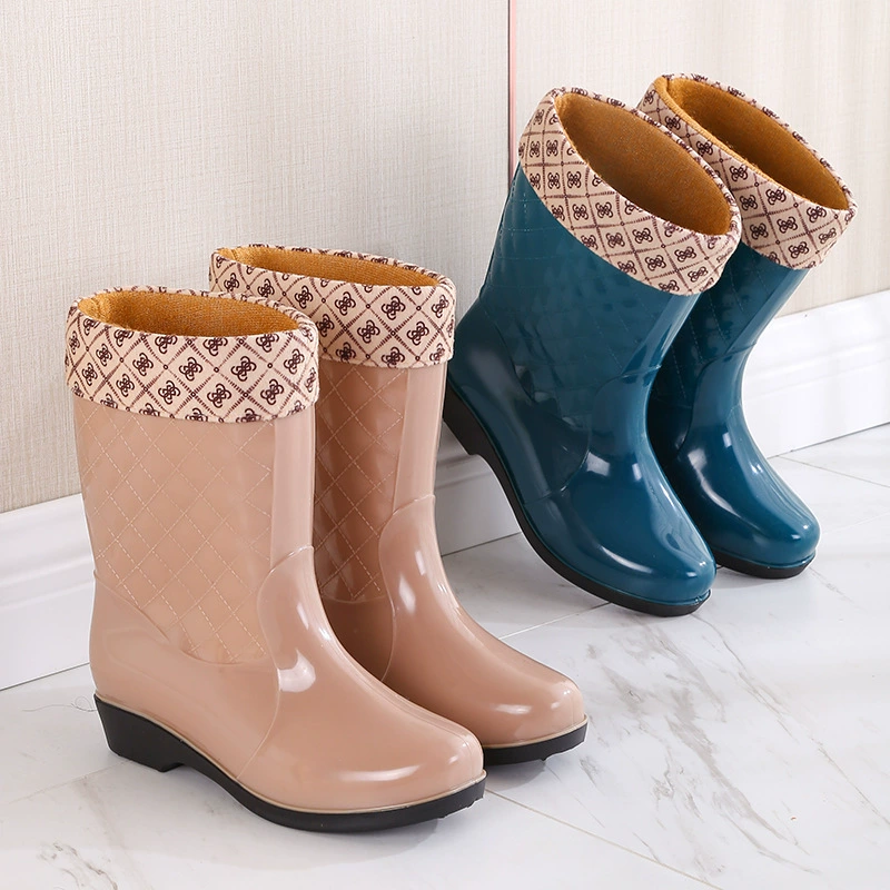 Водная обувь оптом, резиновые сапоги средней бочки, женская модная съемная теплая утолщенная Водонепроницаемая противоскользящая обувь на флисовой подкладке, резиновые сапоги, защита труда, кухня