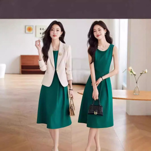 apricot Short Suit Jacket Women's Spring and Autumn High-end Feeling Temperament Goddess Style Casual Autumn Clothes Korean Small Suit Top