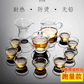 一次性餐盒;雨伞;一次性塑杯