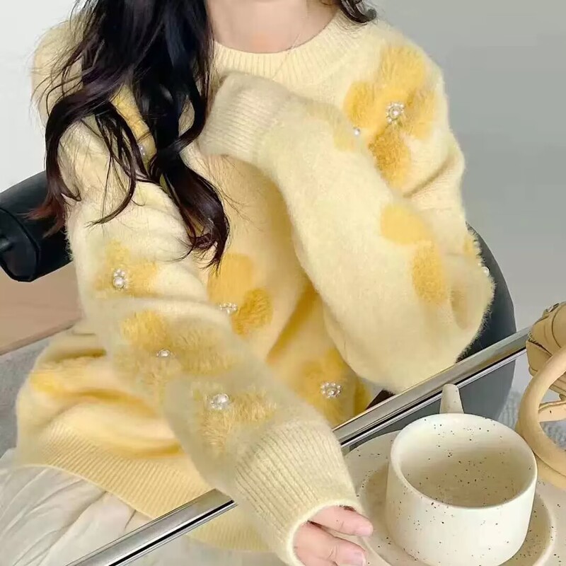 2026 New Korean Style Soft Sweater for Female Students, Winter Beaded Floral Fashion Trendy Sweet Knitwear 2026 New Korean Style Soft Sweater for Female Students, Winter Beaded Floral Fashion Trendy Sweet Knitwear