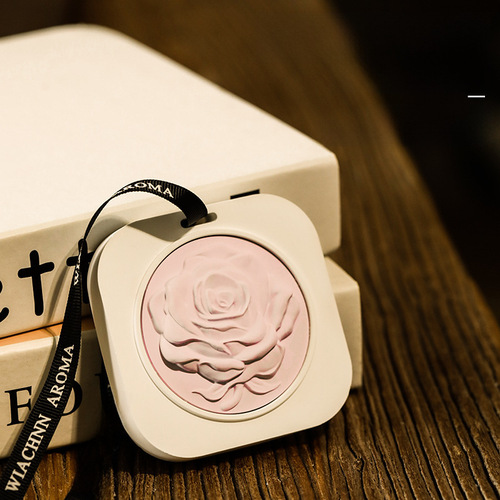 Factory wholesale wardrobe closet fragrance rose plaster incense stick home bedroom long-lasting fragrance room car fragrance hanger 