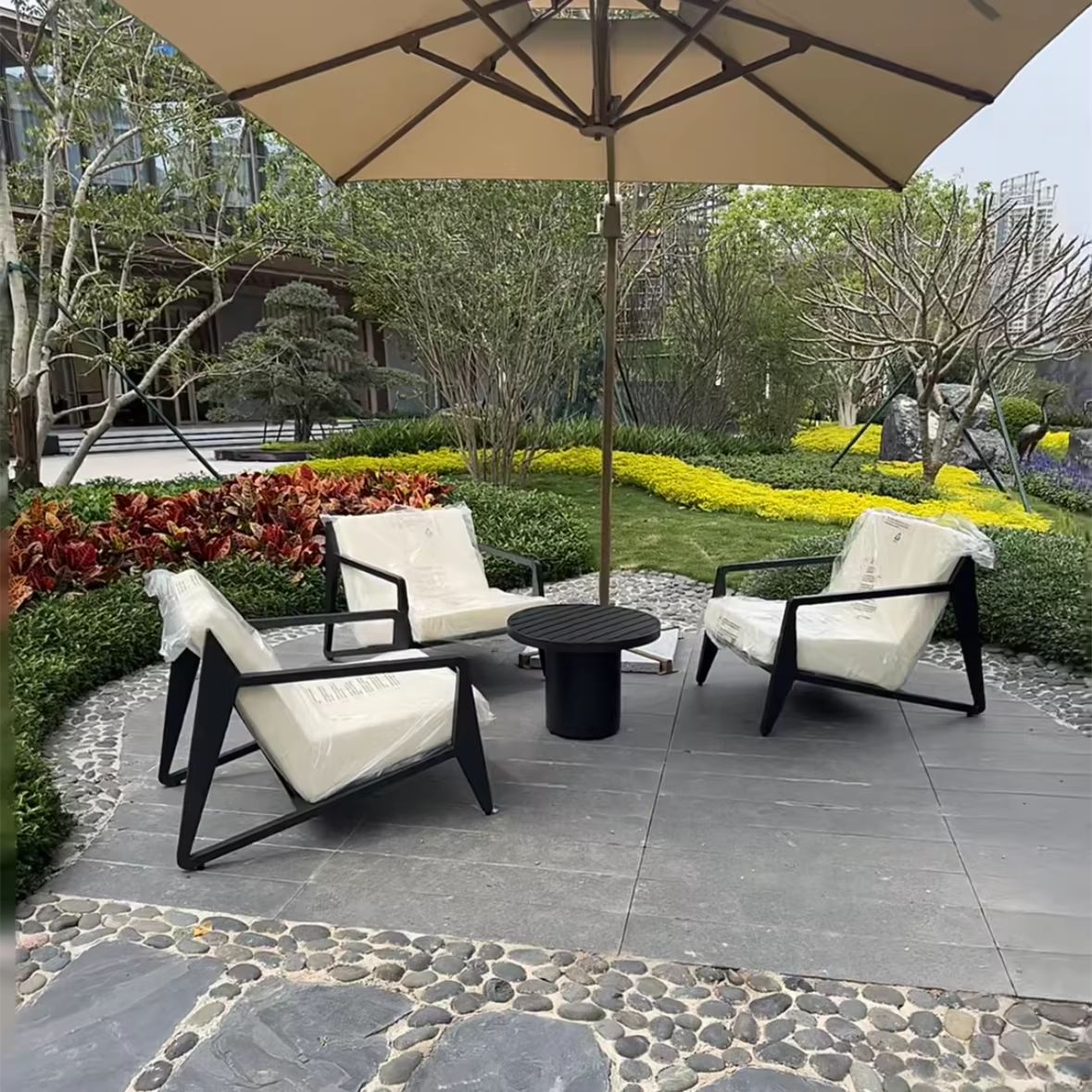 Sofá de aleación de aluminio al aire libre a prueba de agua al aire libre muebles de protección solar patio villa balcón ocio combinación de sillas individuales de madera maciza