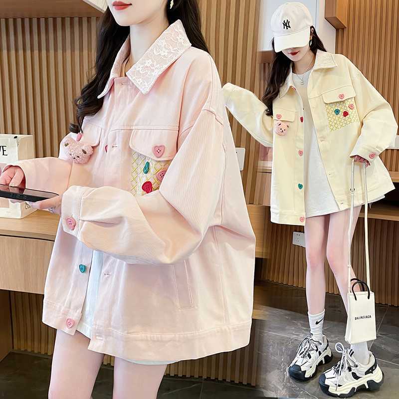 Actual Shot of 2025 Spring New Soft and Cute Colorfulful Denim Button Jacket Top Spring Pendant Bear Design Jacket