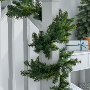 Customized Amazon Cross-Border Best-Selling Pvc Pine Needle Christmas Decoration Rattan 2.7m Atmosphere Fireplace Scene Layout