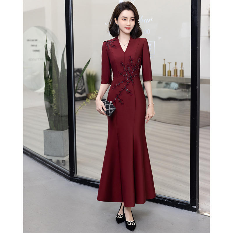 High-end Mother-in-law Wedding Dress wine red Wedding Young Mother Elegant and Western Style Evening Dress Fishtail Dress