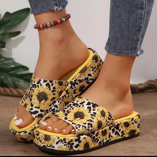 Platform Slippers��Ь���ļҾӼ�����H��������ĥ����ܛ����Ь
