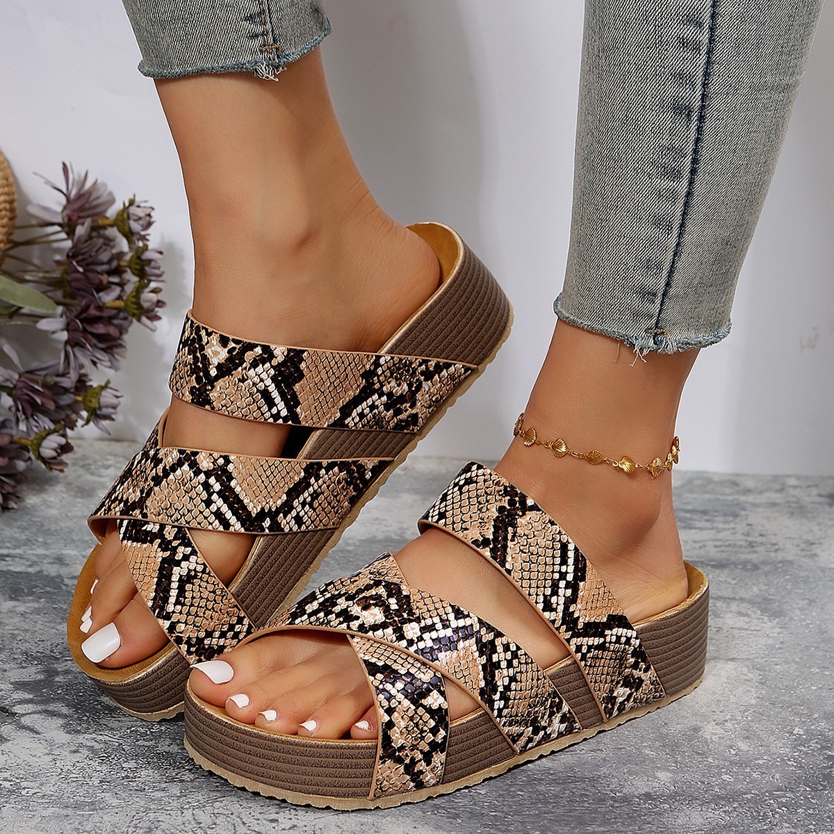 casual mule