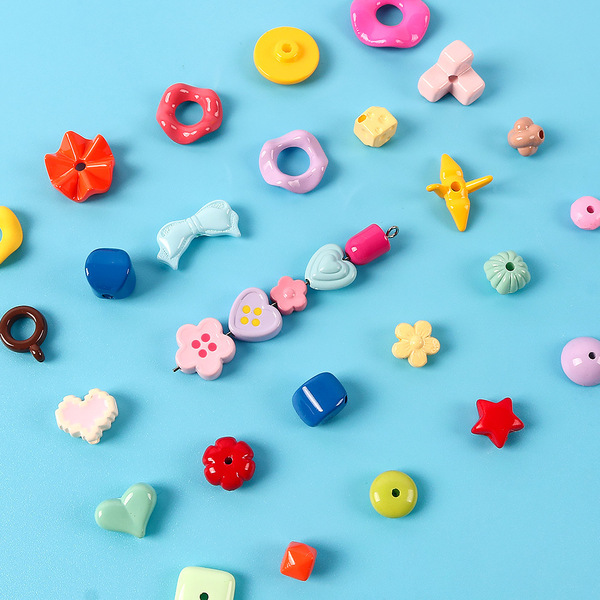 Acrylic double-sided beads