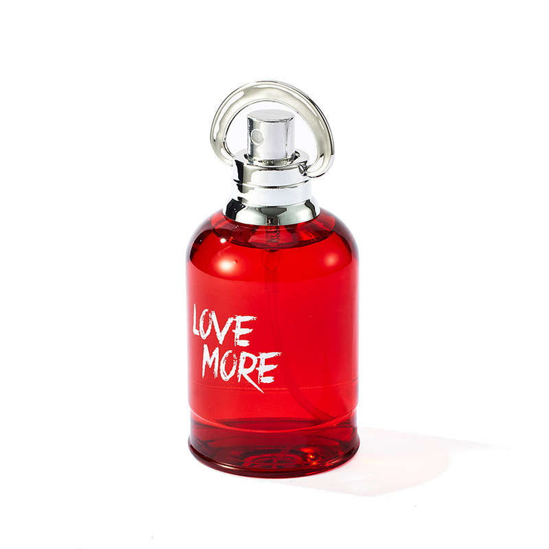 Neues Parfüm ist beliebt. Empfehlenswert sind langlebige, leichte Düfte, fortschrittliche Parfüme, Sprays, natürliche Blumen- und Fruchtdüfte sowie authentische Parfüm-Accessoires_voghion.com