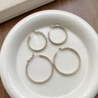 925纯银针夸张圈圈耳环女显脸小大圈耳饰耳圈高级感方圆脸素圈耳