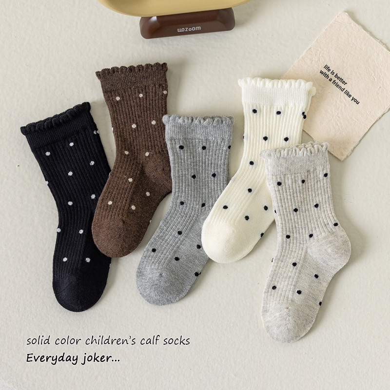 Children's Mid-Tube Socks for Autumn, Girls' Black and White Stylish Korean Version Polka Dot Loose Edge Lace Socks for Baby Girls Children's Mid-Tube Socks for Autumn, Girls' Black and White Stylish Korean Version Polka Dot Loose Edge Lace Socks for Baby Girls