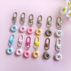 かわいい甘い六色ドーナツシミュレーション食游u字キーホルダークリエイティブバッグアクセサリーストラップ