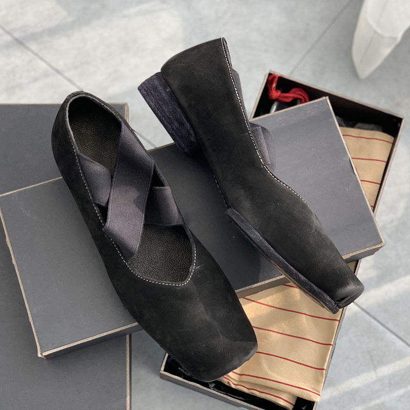 Low Heel Black [High Version]